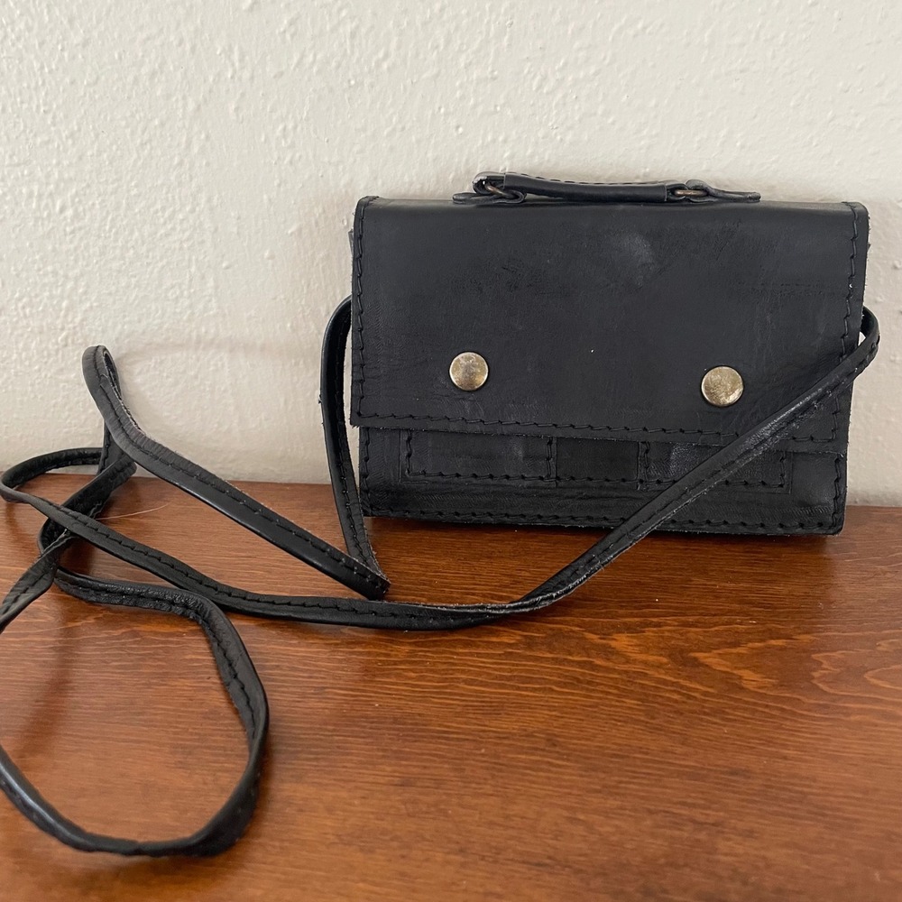 Vintage Artisan‎ Black Leather Mini Bag Crossbody Shoulder Bag Distressed 6x4